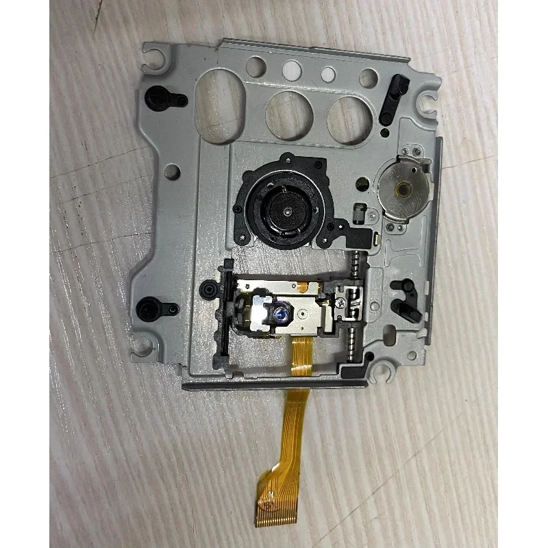 90% новый оригинальный для Sony PSP Slim 2000 3000 UMD лазерная линза KHM-420BAA Замена палубного привода T 90% новый оригинальный для Sony PSP Slim 2000 3000 UMD лазерная линза KHM-420BAA Замена палубного привода T
