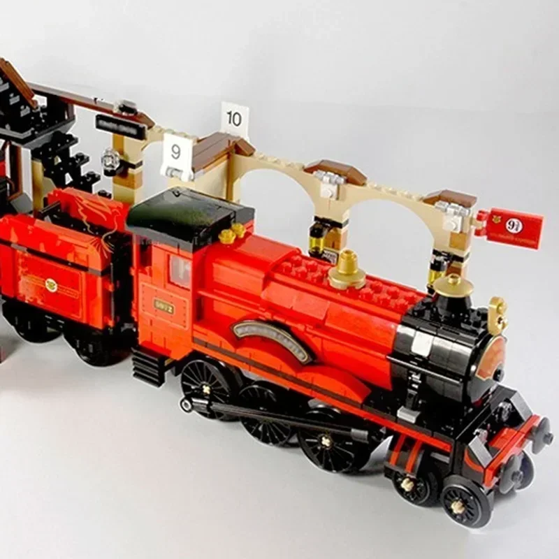 MOC Creative and Versatile Gifts Train Model Building Assembly Bricks Toys Kid Gifts Toys Christmas 75955