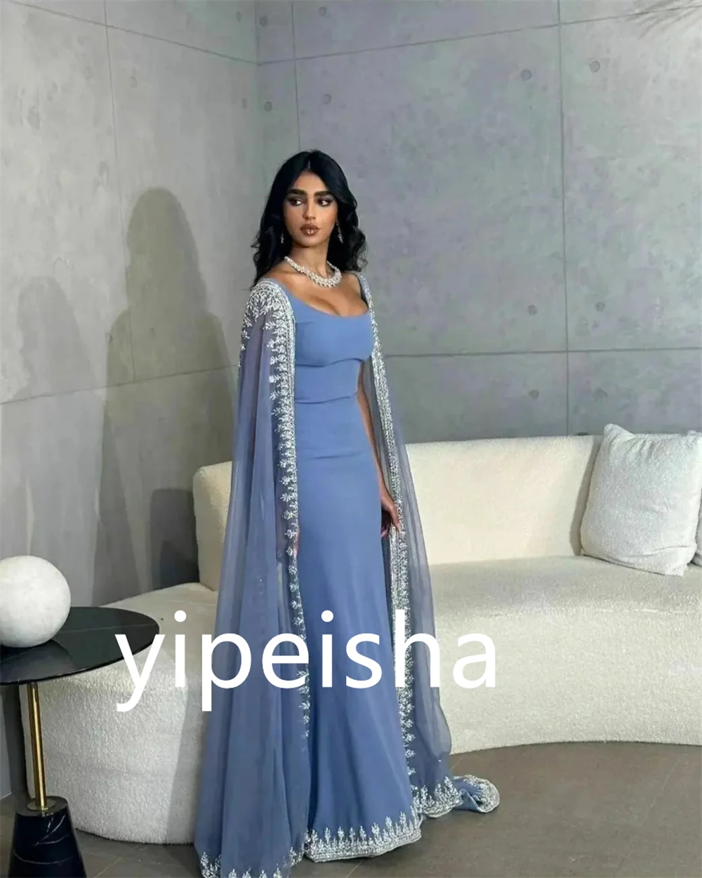 Vestido de noche Charmeuse hasta el suelo con apliques para ocasiones formales de sirena cuadrada personalizada para mujer