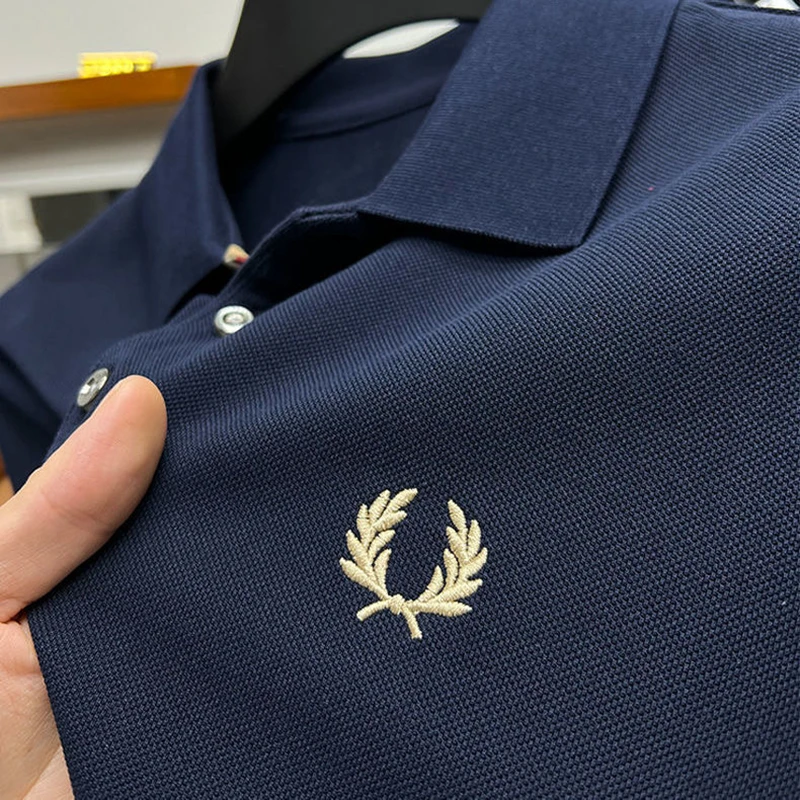 Polo casual bordado de manga curta masculino, marca de alta qualidade, roupa de luxo de verão, lapela 100% algodão, 2024