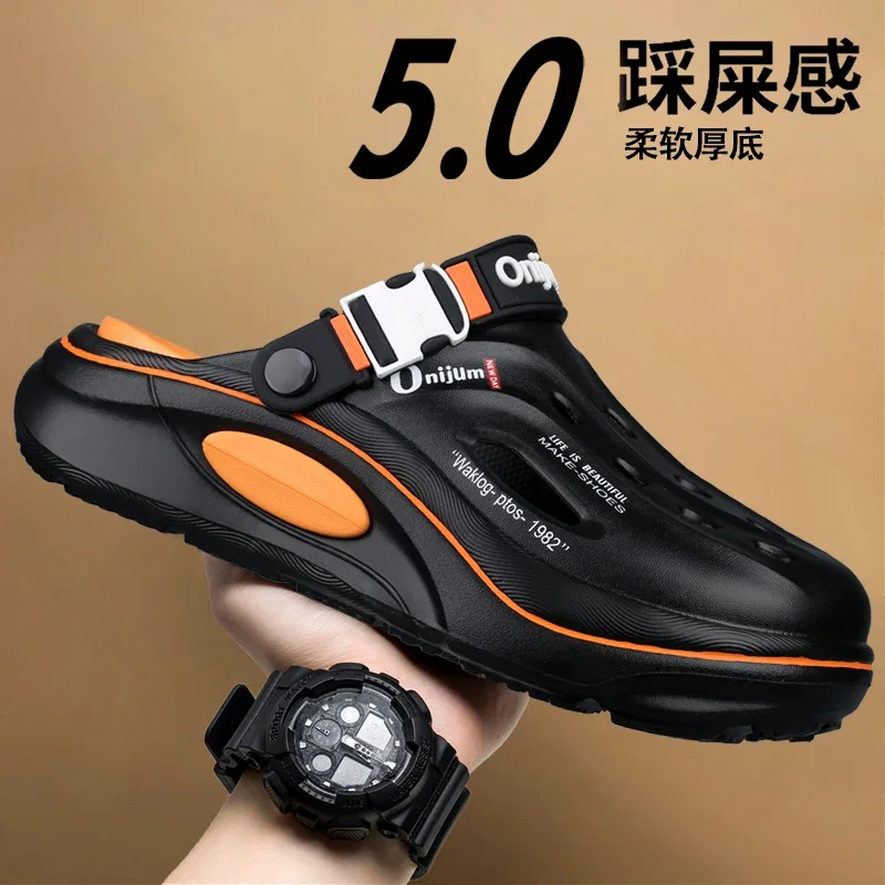 

New Classic Summer Clogs Men Slipper Breathable Garden Shoes EVA Outdoor Comforty Beach Slides Home Sandals Antiskid Slippers