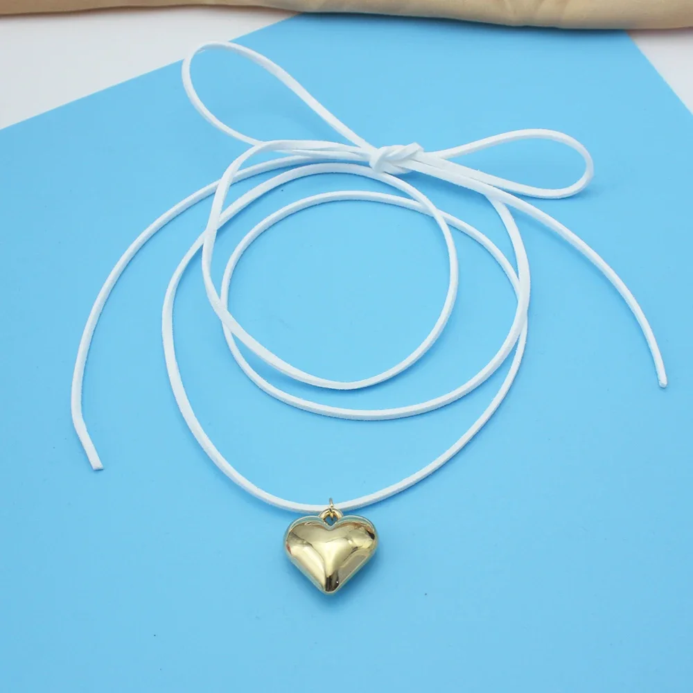 Goth White Velvet Big Heart Pendant Choker Necklace for Women Elegant Weave Knotted Bowknot Adjustable Chain New Year Jewelry