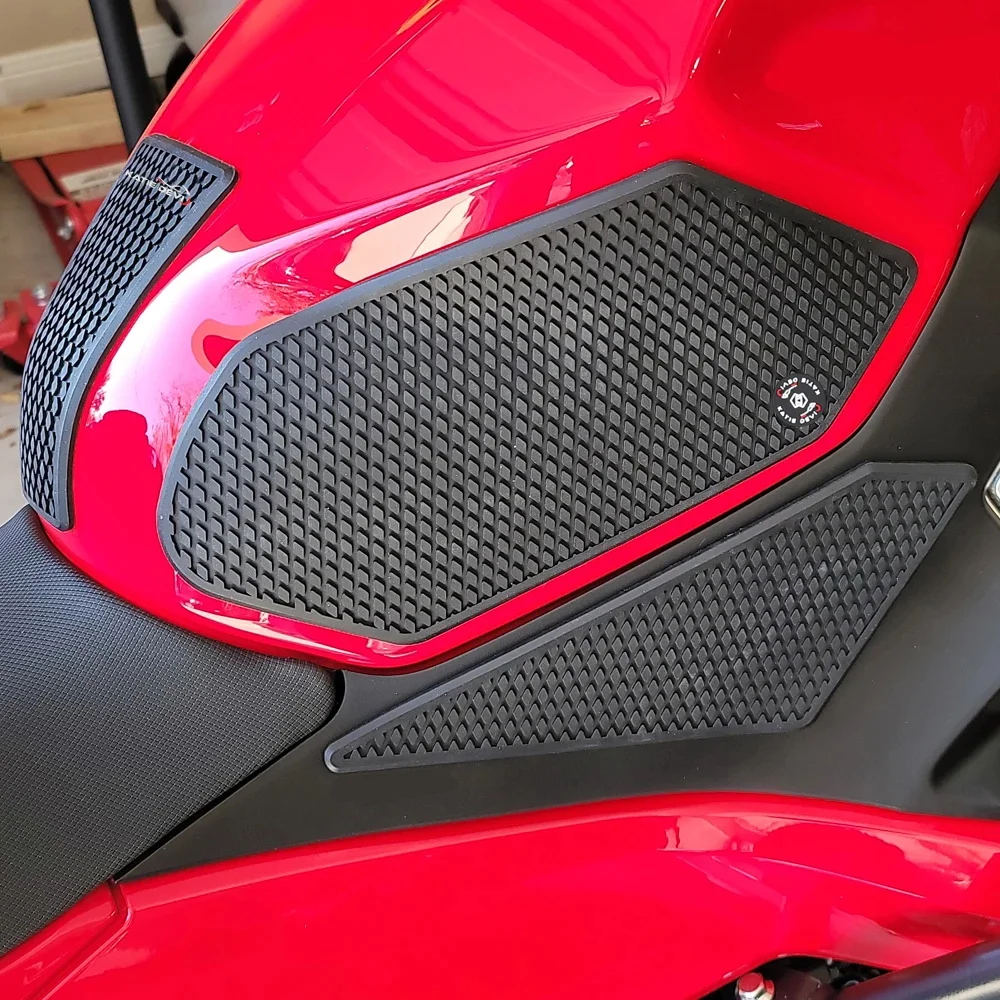 Motorcycle Tank Traction Pad Anti Slip Sticker Gas Knee Grip Protector  For Kawasaki NINJA 500 SE NINJA500 2025 NINJA500 SE 2024