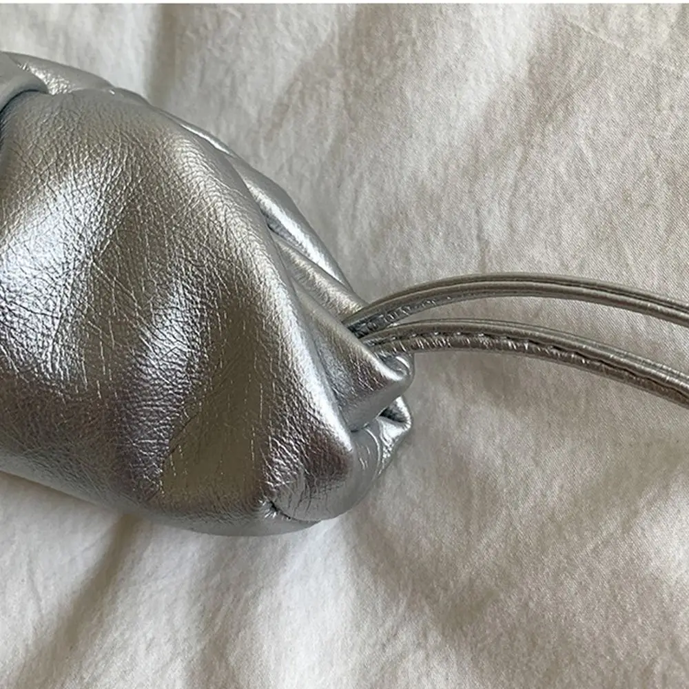 Fashion PU Leather PU Mini Cloud Bag Silver Purse Lanyard Wallet Korean Style Lipstick Storage Bag Earphone Bag Girls/Female
