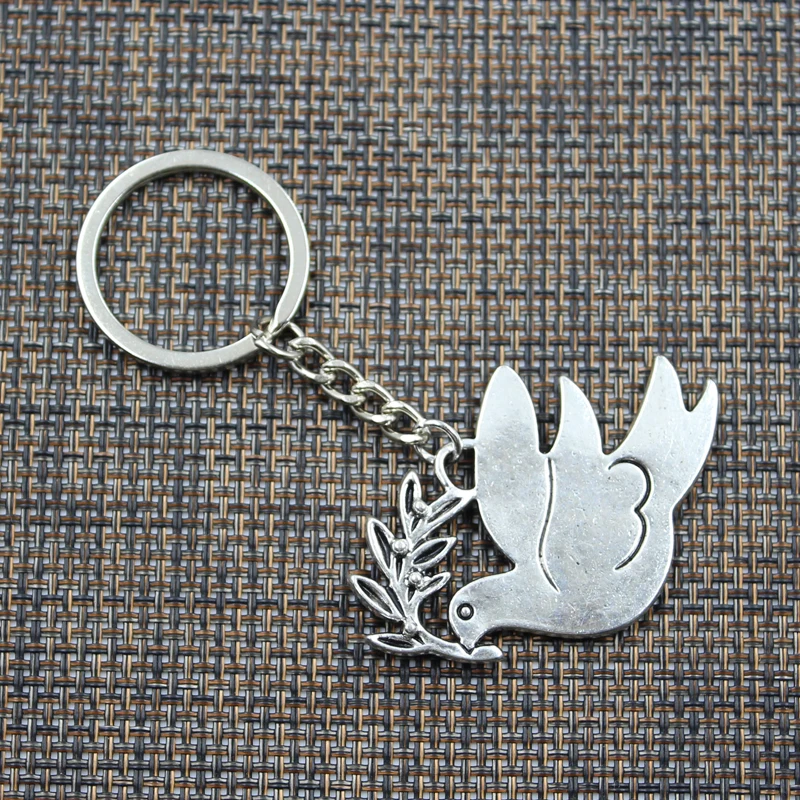 New Keychain 38x56mm Peace Dove With Olive Pendants DIY Men Car Key Chain Ring Holder Keyring Souvenir Jewelry Gift