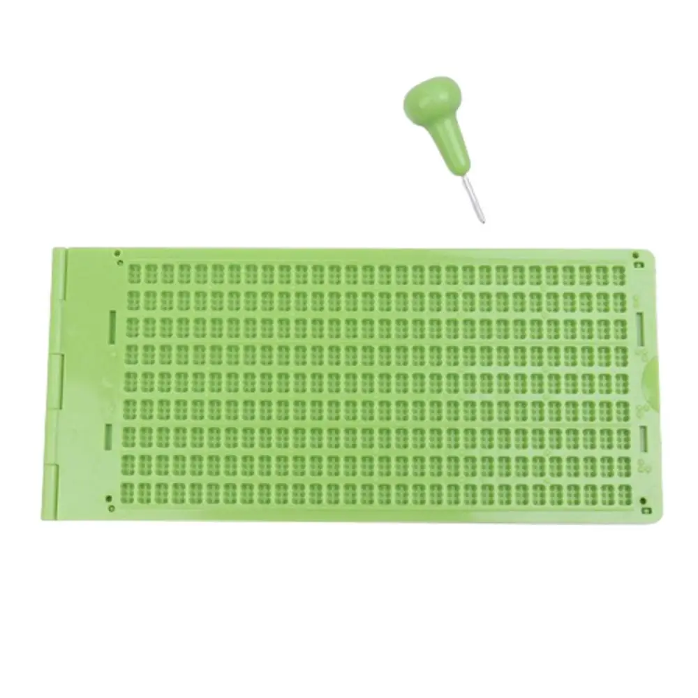 

4 линии, 28 ячеек, доска для письма Брайля, 9 линий, 30 ячеек, портативная доска для письма Брайля, практичная, простая в использовании