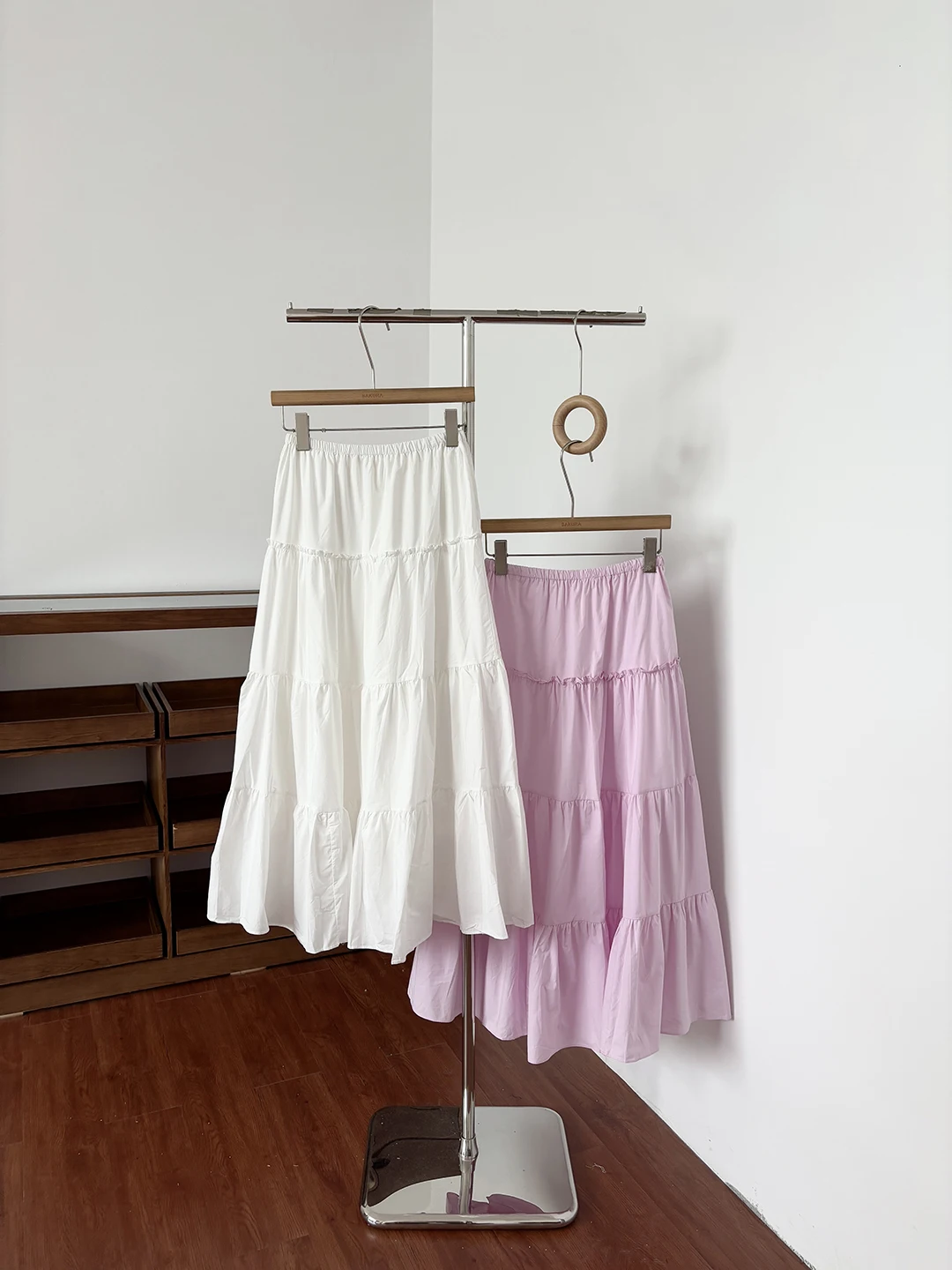 

Slimming High Waist Midi Skirt for Women Commute Friendly A-Line Silhouette Summer New Style Sweet Elegant Fashion Trend