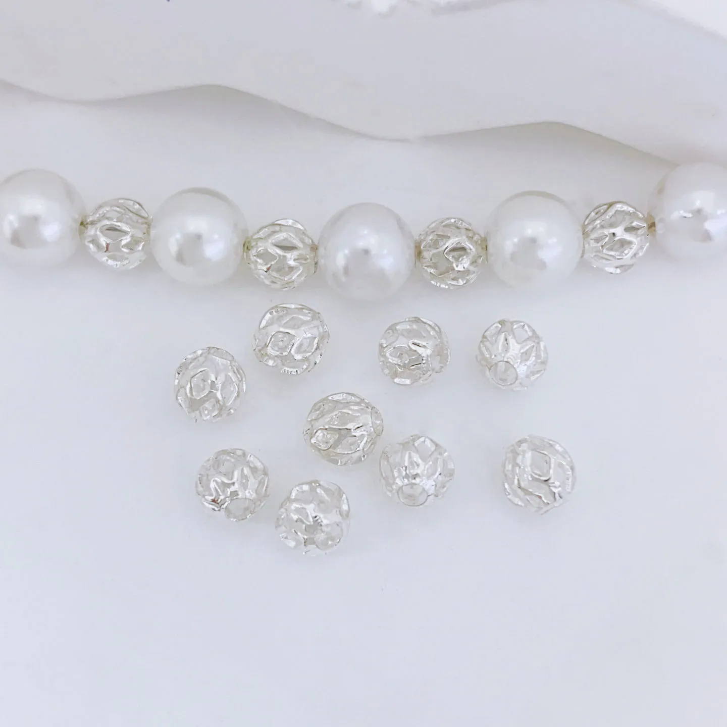 ลูกปัดตาข่ายกลมชุบทอง 50 ชิ้น สำหรับทำสร้อยข้อมือ สร้อยคอ DIY อุปกรณ์ทำเครื่องประดับ ขายส่ง