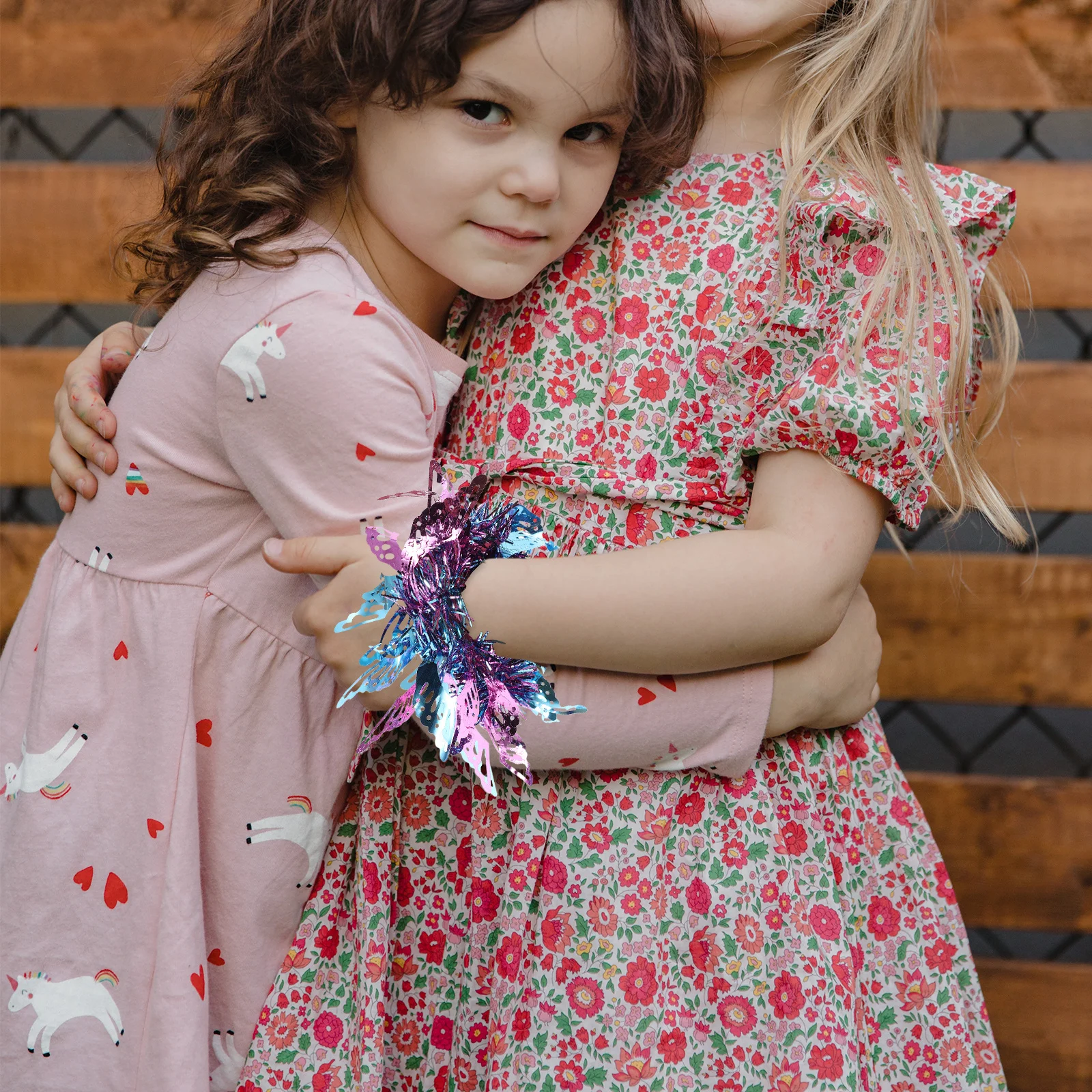 6 قطع من زهور اليد للتشجيع باللون الأزرق والوردي المعدني بوم بومس إكسسوارات الرقص خفيفة الوزن للعروض والمناسبات الرياضية #4