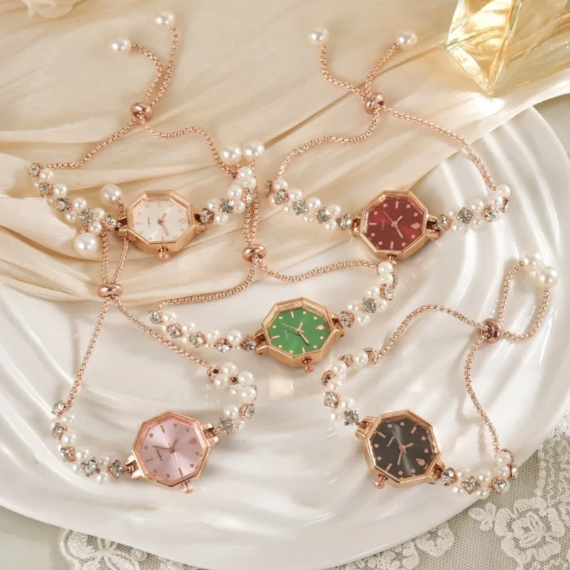 

Новый элегантный жемчужный браслет, женские кварцевые часы с регулируемым ремешком, роскошные женские наручные часы с маленьким квадратным циферблатом, подарок