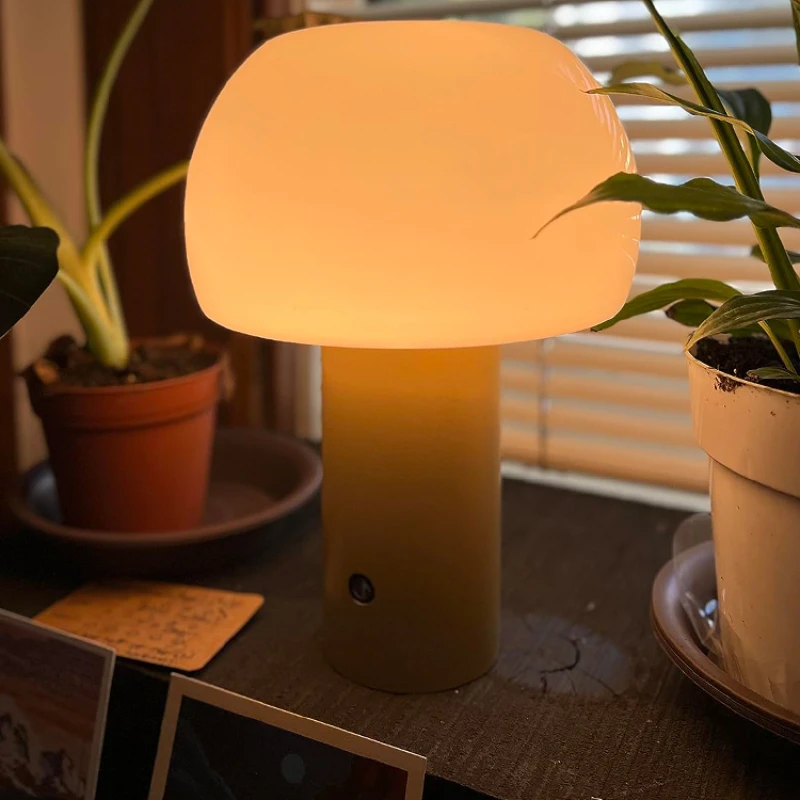 Small mushroom table lamp decorative bedside lamp bedroom living room creative atmosphere lamp