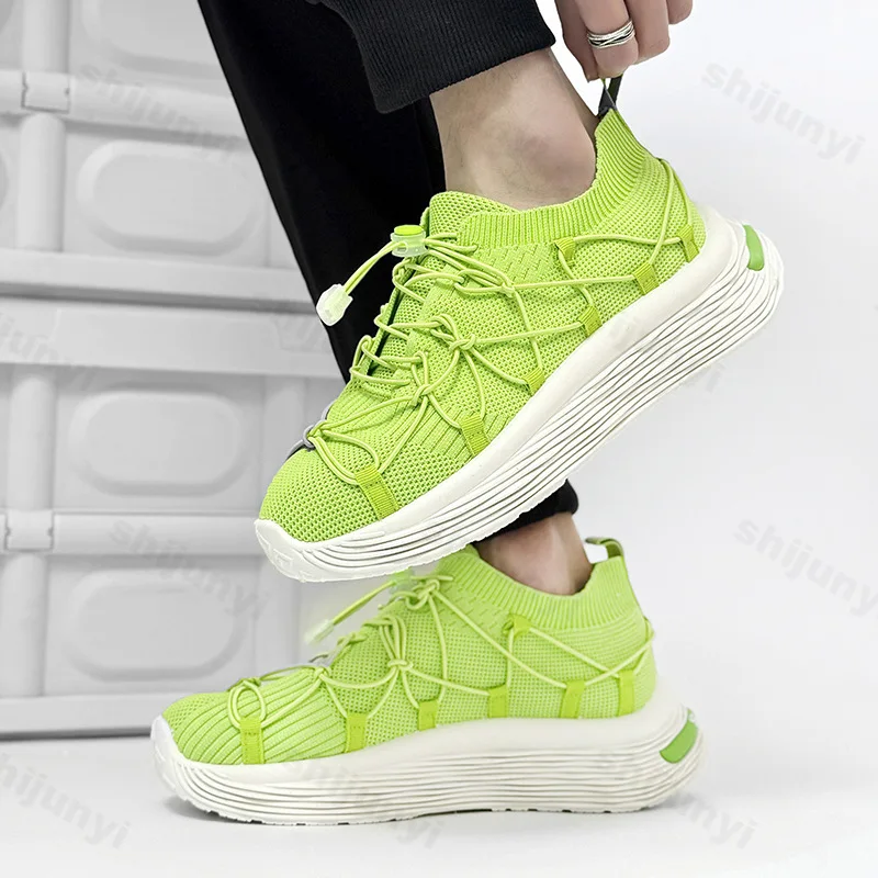 2025 New Men's Shoes Lightweight Fly Weave Designed Shoes Breathable Mesh Flat Bottom Comfortable Fashion Trend Casual Sneakers