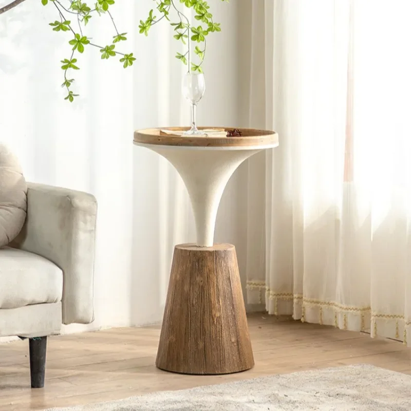 

Vintage solid wood light luxury circular edge table, Nordic small apartment design, creative modern small coffee table