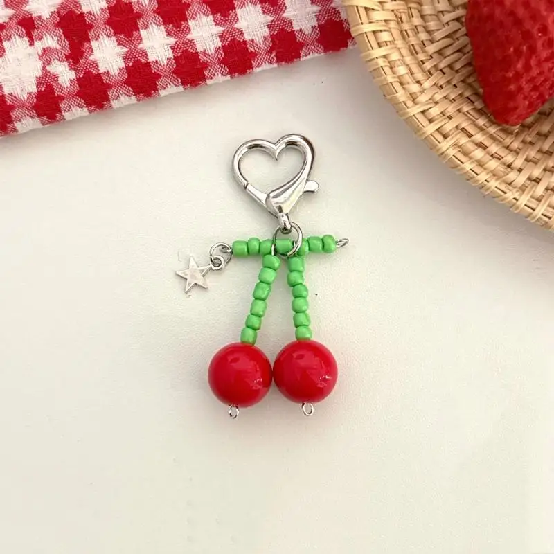 Niedlicher Roter Kirsch-Schlüsselanhänger, Herz-Schlüsselring, Süßer Frucht-Taschenanhänger für Mädchen, Coquette-Ästhetik Geschenke – Detail 11