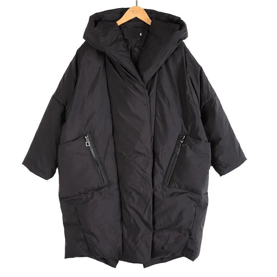 سترة نسائية شتوية أوروبية جديدة لعام 2025 من القطن سترة قطنية فضفاضة بقلنسوة كبيرة الحجم