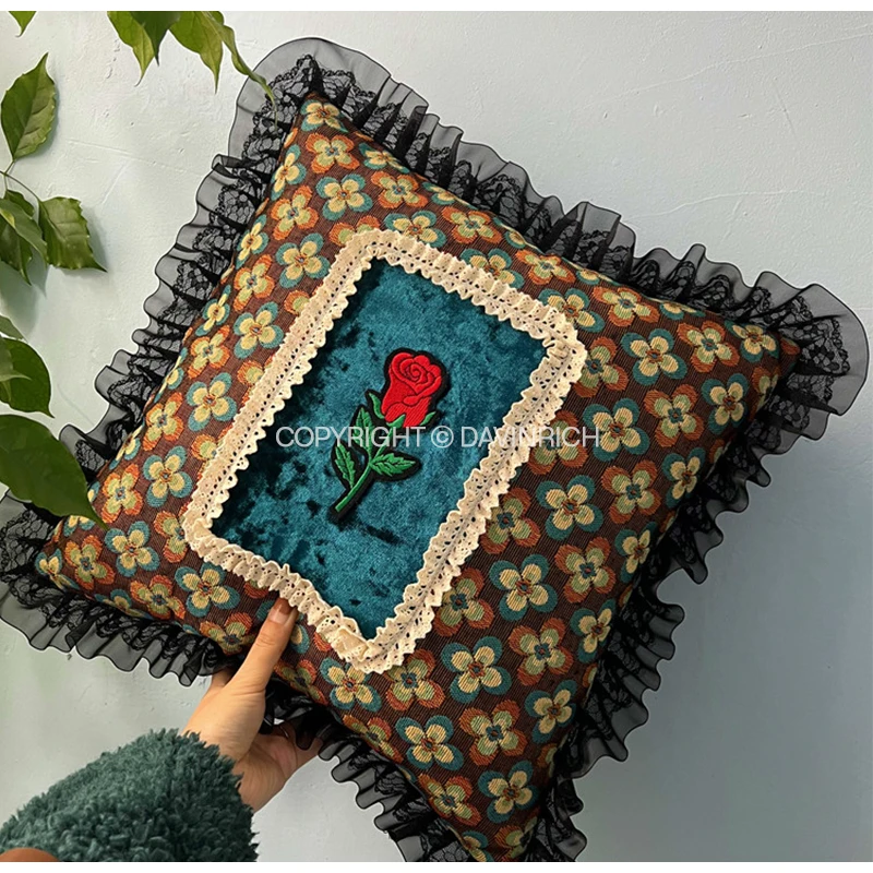 DAVINRICH A Red Rose Retro Flower Jacquard Throw Pillow Covers With Lace Fringing Square Cushion Case French Pastoral Home Decor