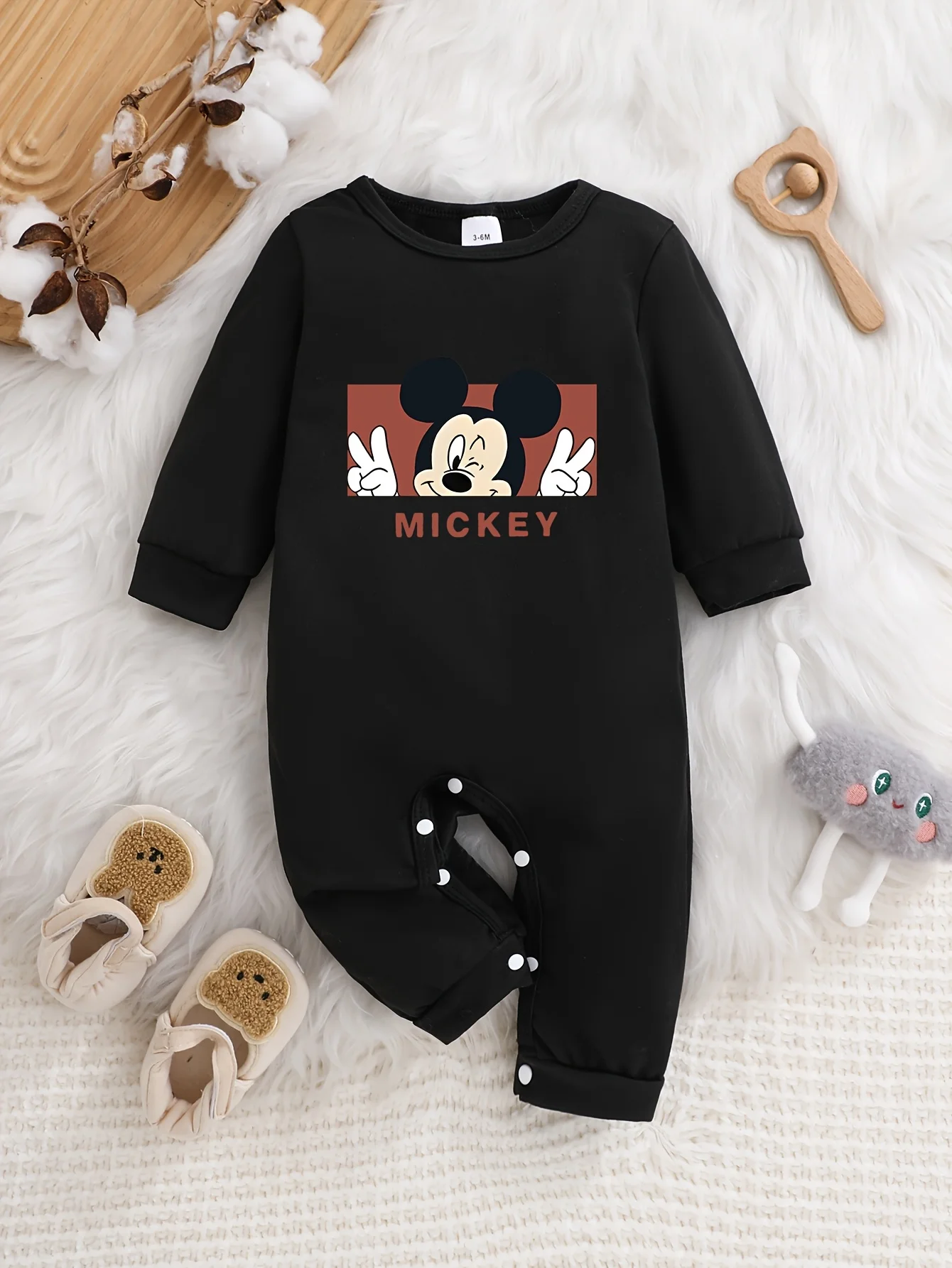 

[Authorized] Disney New Autumn and Winter Long-Sleeved Onesies for Boys and Girls with Mickey Mouse Classic Cartoon Prints, a Must-Have Gift for Babies, Soft and Comfortable Material