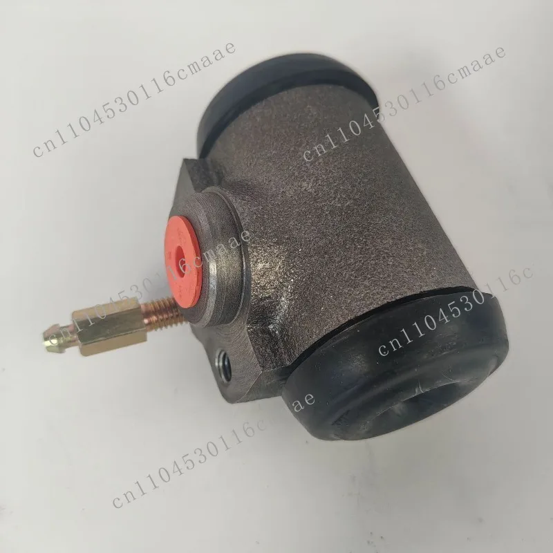 Suitable for Forklift Parts D50/D60/D70S Front Wheel Left Brake Sub-pump Wheel Cylinder