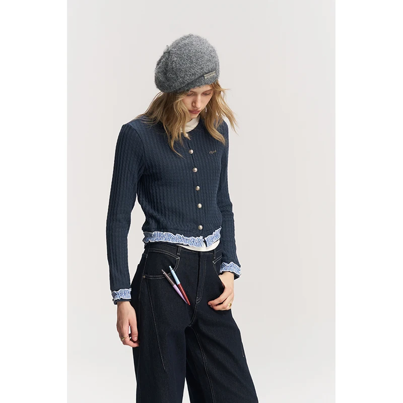 ELFSACK Women's Crew Neck Knit Sweater with Letter Graphic, Contrast Ruffle Trim Top for Everyday Casual