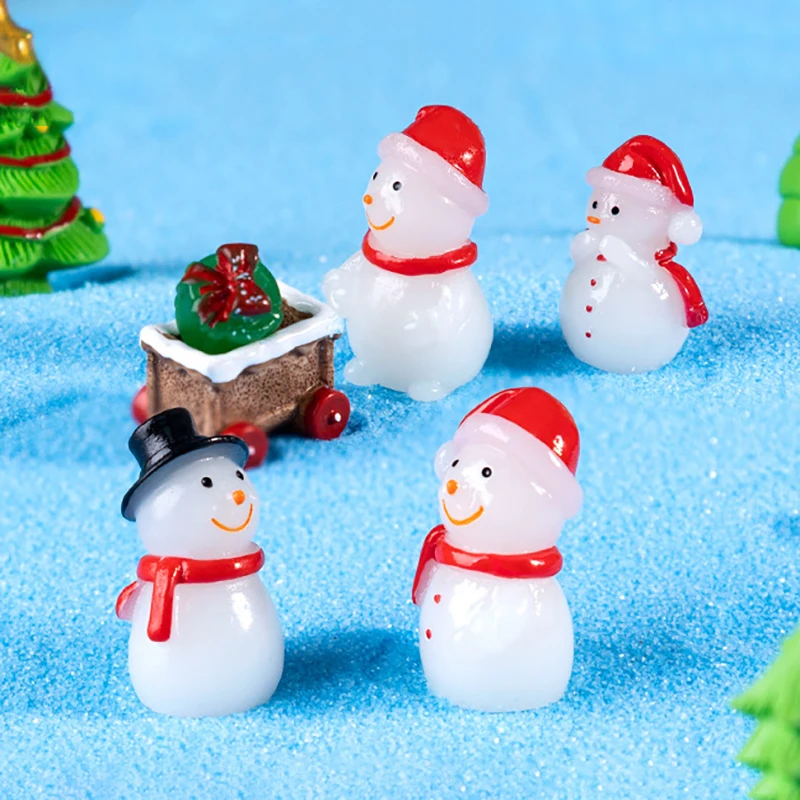 4 stuks Kerst Creatieve Cartoon Lichtgevende Sneeuwpop Beeldje Micro Landschap Decoratie DIY Woondecoratie Accessoires Geschenken