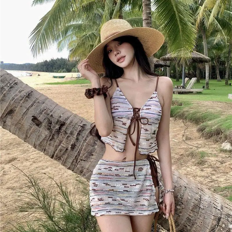 

Новый купальник-бикини в стиле французского сексуального шика с горошком, с подкладками для груди, милый купальник для женщин для отдыха на курортах и весенних прогулок