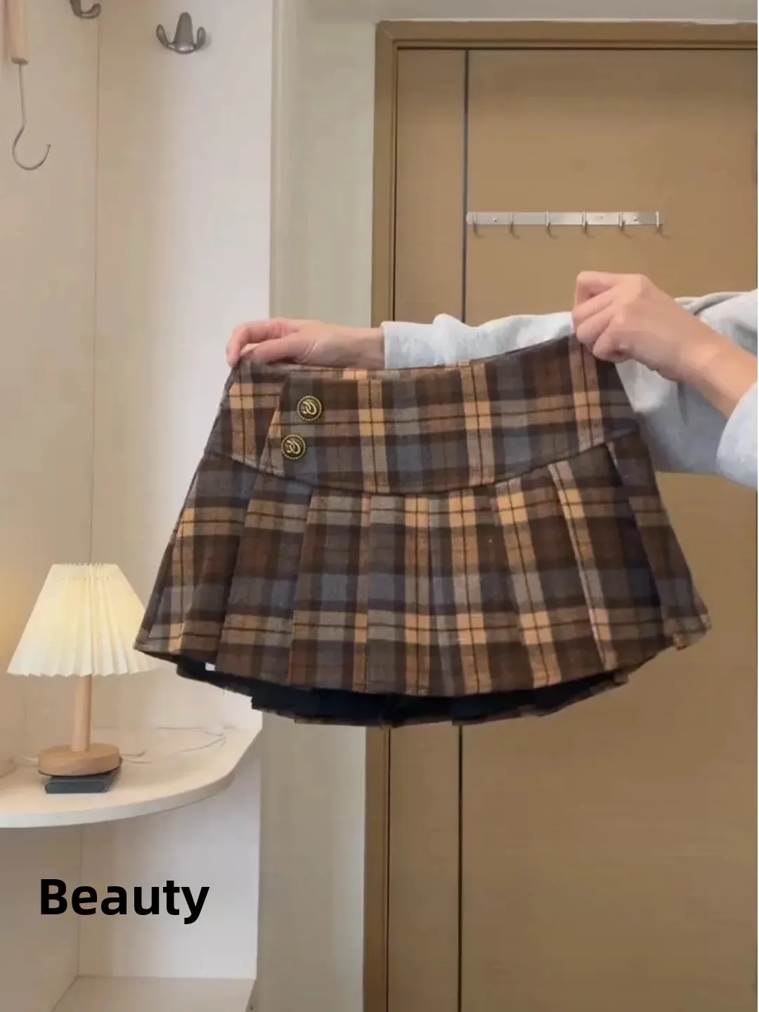 

Юбка А-силуэта больших размеров в корейском стиле, плиссированная, с завышенной талией, женская, осенне-зимняя, новая, стройнящая, универсальная короткая юбка