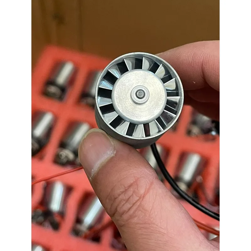 New violent fan 7.4v12V low voltage ESC integrated motor modification