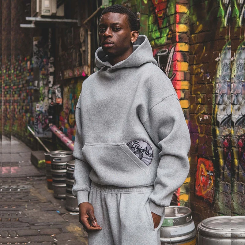 

Новая модная повседневная уличная одежда в стиле ретро, мужской спортивный костюм Y2K Harajuku, толстовка с вышивкой в стиле хип-хоп, свободные повседневные спортивные штаны