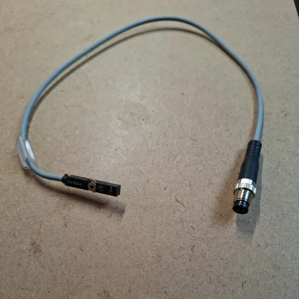 

Smt-8m-a-ps-24v-e-03-m8d Магнитный датчик приближения Совершенно новый оригинальный точечный Plc