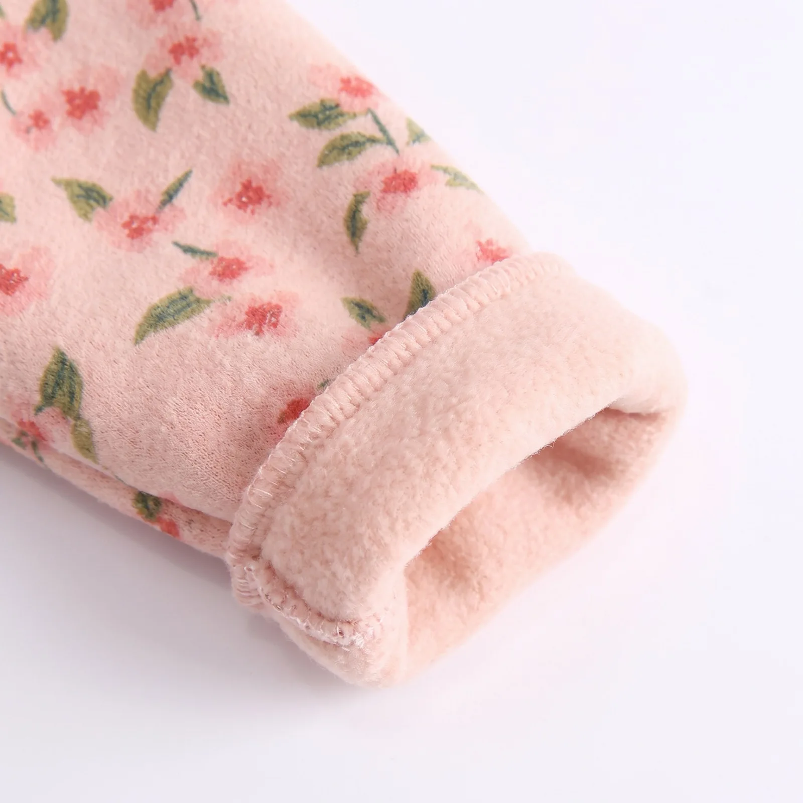 Winterwarmer, süßer Blumen-Baby-Strampler für Mädchen, langärmelig, verdickt, mit Kapuze – Detail 5