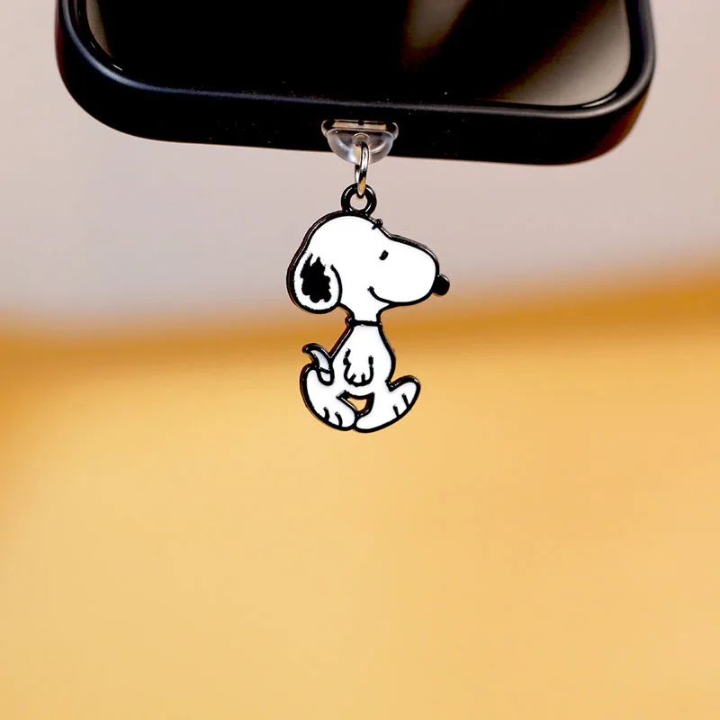 Sanrio 3D Resin Snoopy Phone Dustproof Plug For iPhone Samsung Xiaomi Huawei Type C Android Charging Port Dustplugs