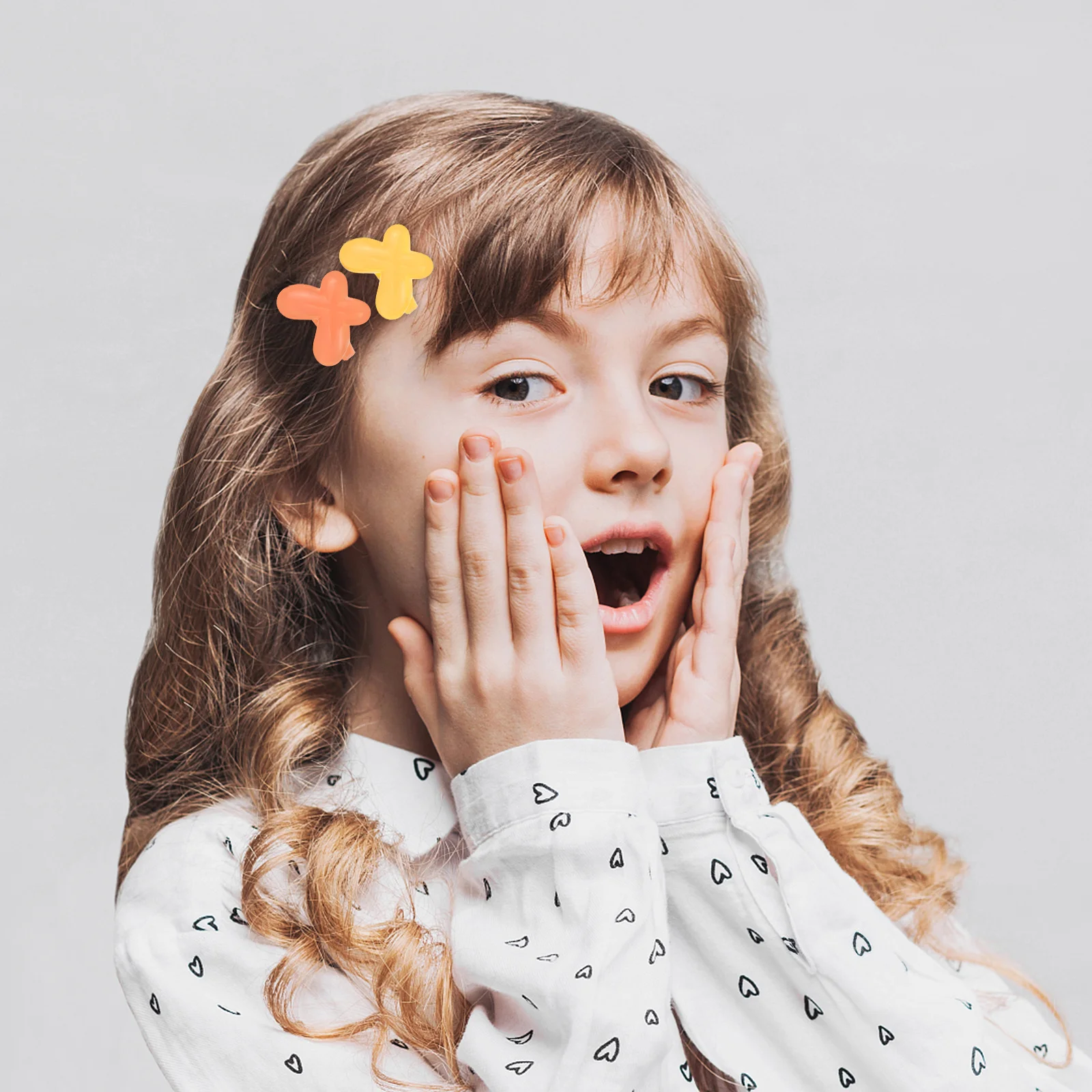 

50 шт., заколки для волос с героями мультфильмов, легкие красочные пластиковые заколки для волос для маленьких девочек, украшения для волос, вечерние пластиковые красочные заколки для волос