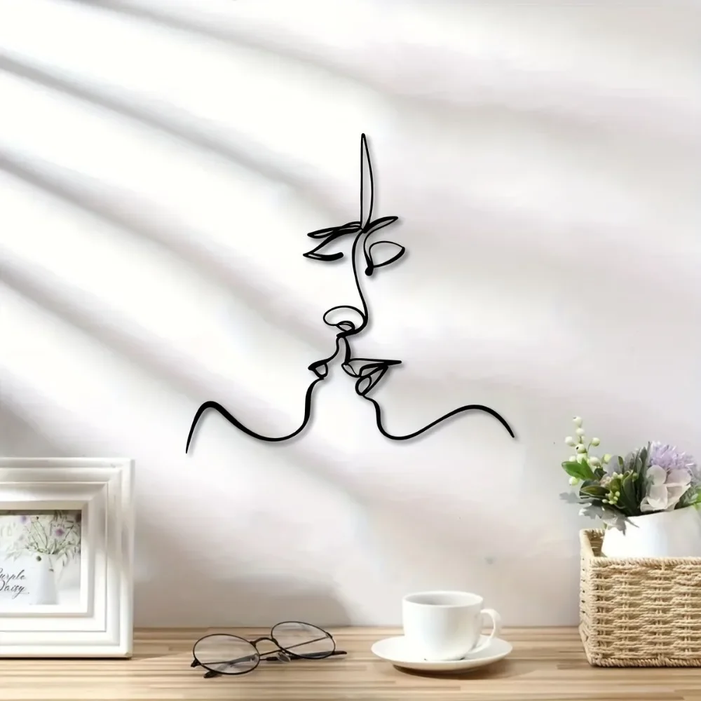 CIFBUY Black Metal Wall Art Kissing Pair Silhouette Cutout Plaque Romantic Hanging Sign Graceful Home Bedroom Decor