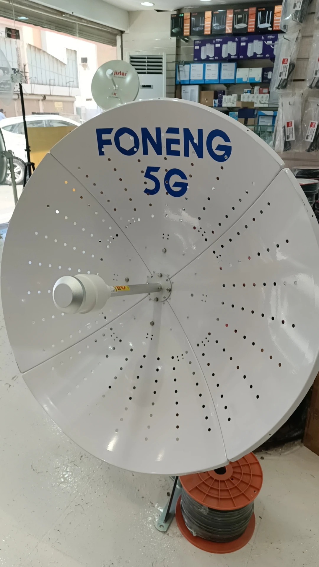 WiFi signal amplifier antenna 698-3800MHz 22dbi 60CM parabolic antenna