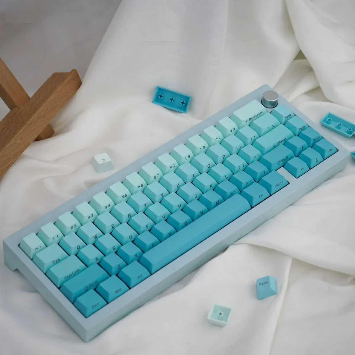 Gradual change cyan positive/side engraving mechanical keyboard keycap 125 key PBT hot sublimation original height