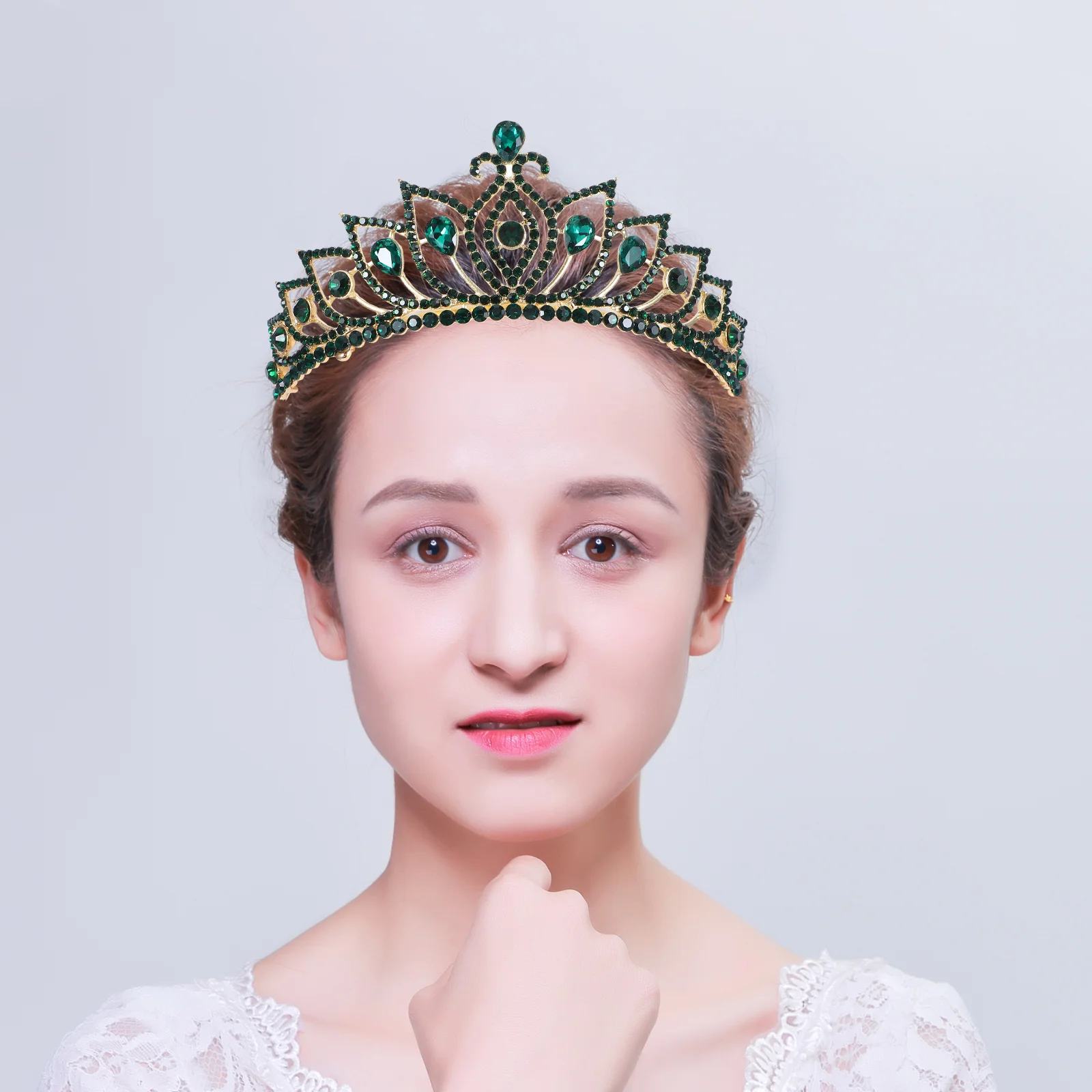 

Crystal Crown Headband Elegant Rhinestone Tiara For Wedding Bridal Party Costume Accessory Vintage Green Jewelry Birthday