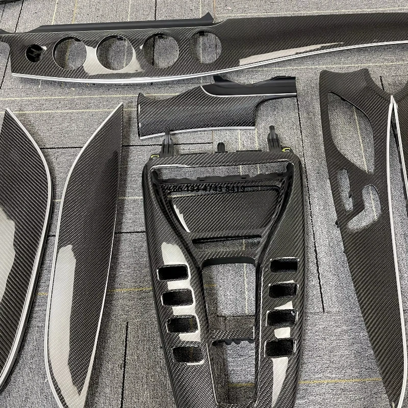 

For GT50 GT53 GT63 four-door, real carbon fiber interior, center console, instrument panel, door handle knobs