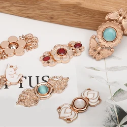 Retro Brooches Chinese Knot Buttons for Women Clothing Cardigan Sweater Clips Shirt Collar Flower Duck Clip Scarf Clasp Fastener