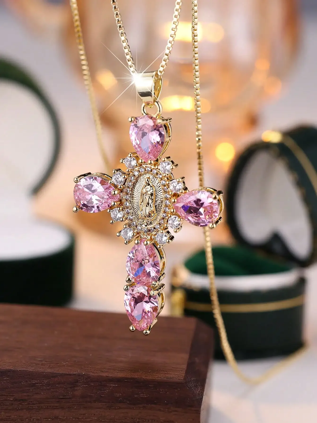 Fashion Gold Madonna Cross Necklace Color Drop Shape Diamond Pendant Necklace for Women Birthday Party Prom Jewelry Gift