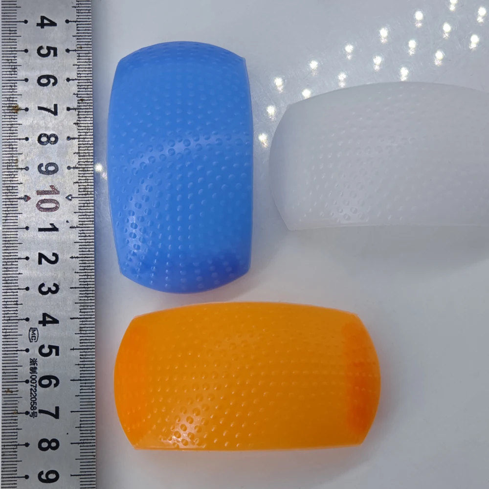 ชุดอุปกรณ์กระจายแสงแฟลช/ฟิลเตอร์อเนกประสงค์รองเท้าร้อน3สีขาวน้ำเงินส้มพลาสติกโปร่งแสงสำหรับแฟลชป๊อปอัพในตัวกล้อง