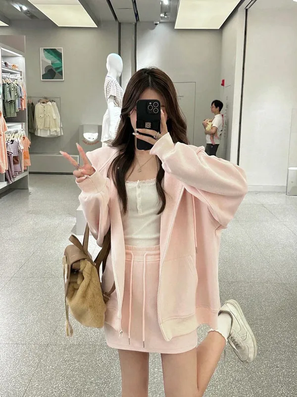 

Корейский стиль: Свободная толстовка-куртка и юбка с завышенной талией для женщин, осенняя коллекция 2025, новый модный комплект для повседневной носки