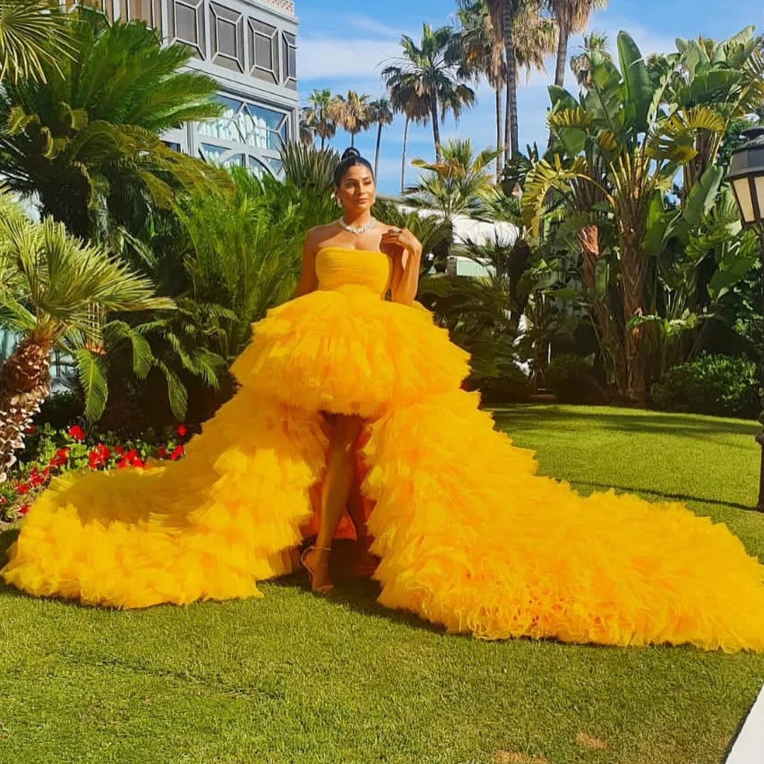 

Yellow Strapless Evening Dress Tiered Ruffles High Low Sweep Train Formal Prom Gowns Elegant Ladies Vestido De Novia