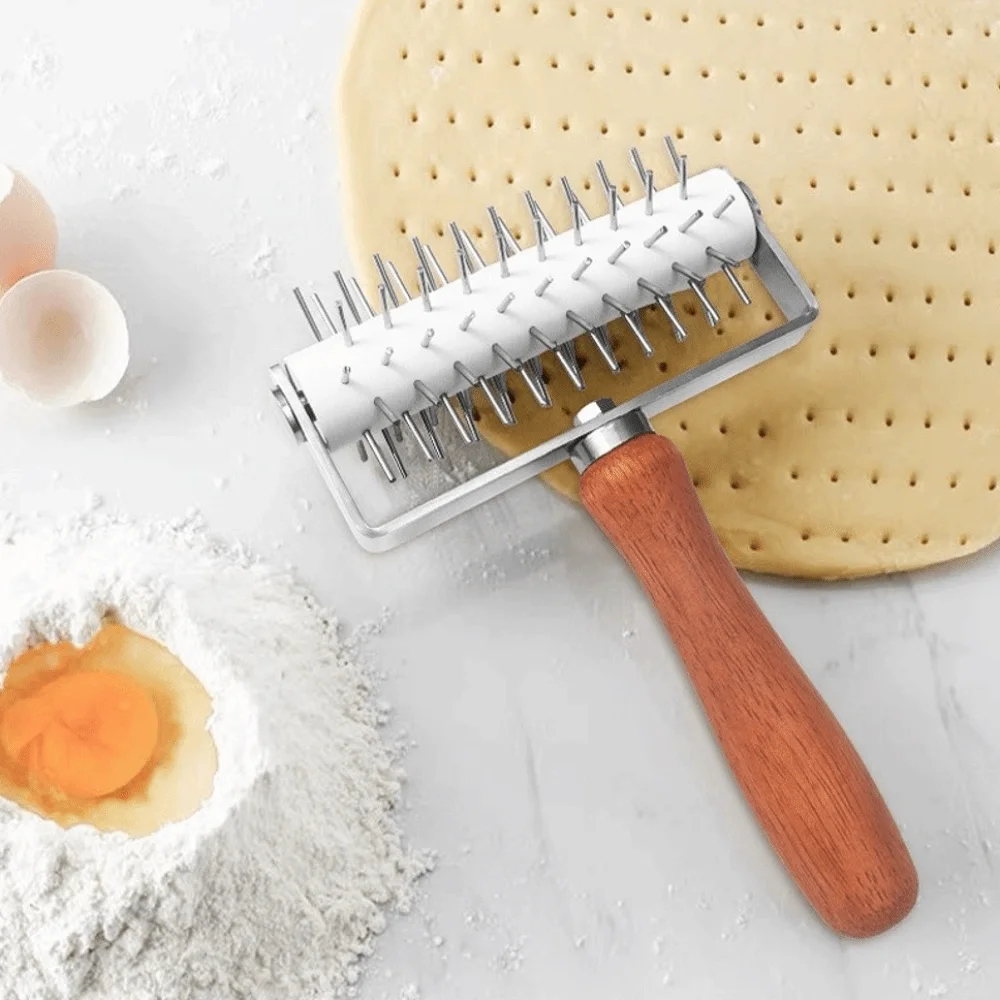 Stainless Steel Dough Docker Mirror Polish Uniform Spacers Pastry Roller Wooden Handle Perforation Baking Tool Bread Baking
