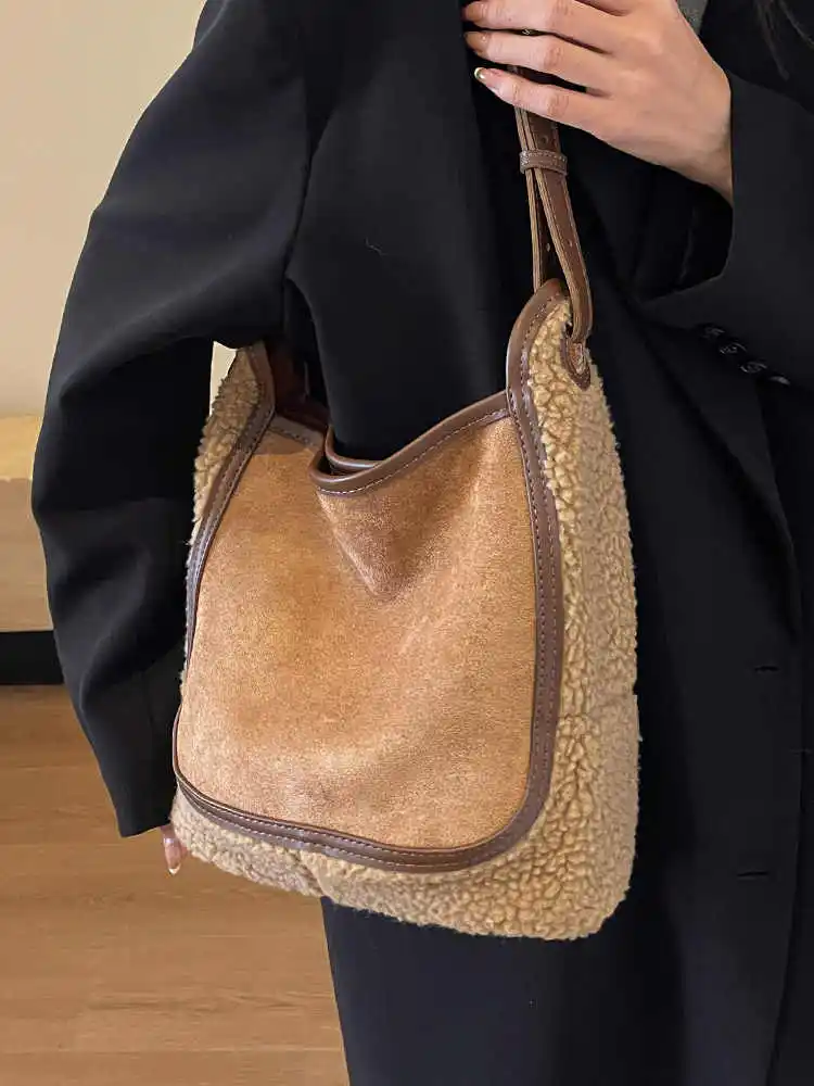 Fashion Lamb Wool Bucket Bag Women Autumn Winter New Large Capacity Versatile Comute Suede Patchwork One Shoulder Crossbody Bags