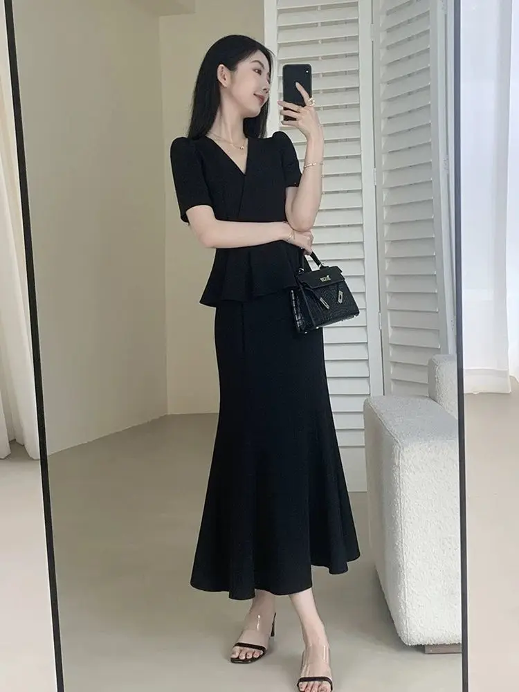 Slimming V-Neck Waist-Cinched Black Dress Korean Style Commute High Waist Polyester Summer New Arrival Elegant Fashionable Dress