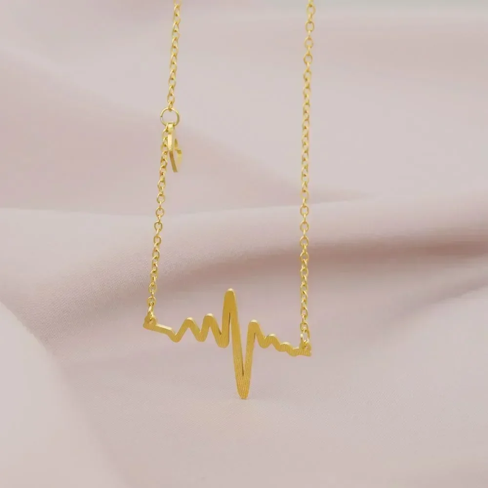 Новейшее и уникальное короткое ожерелье с подвеской Love, многофункциональная цепочка на ключицу, женские украшения 2025 года.