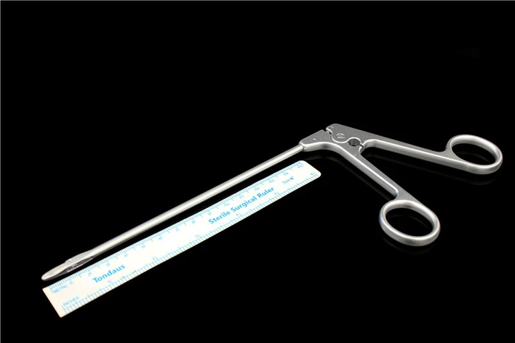 Keywords knee arthroscopy; soft tissue grasping forceps ligament foreign body forceps free body grasping device; sports medicine