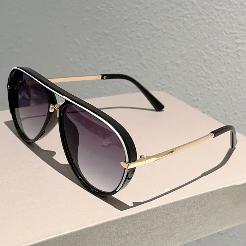 KAMMPT Vintage Pilot Zonnebril Mannen 2025, Nieuwe Mode Multi-color Gradient Shades Vrouwen Trendy Casual Outdoor Decor Zonnebril