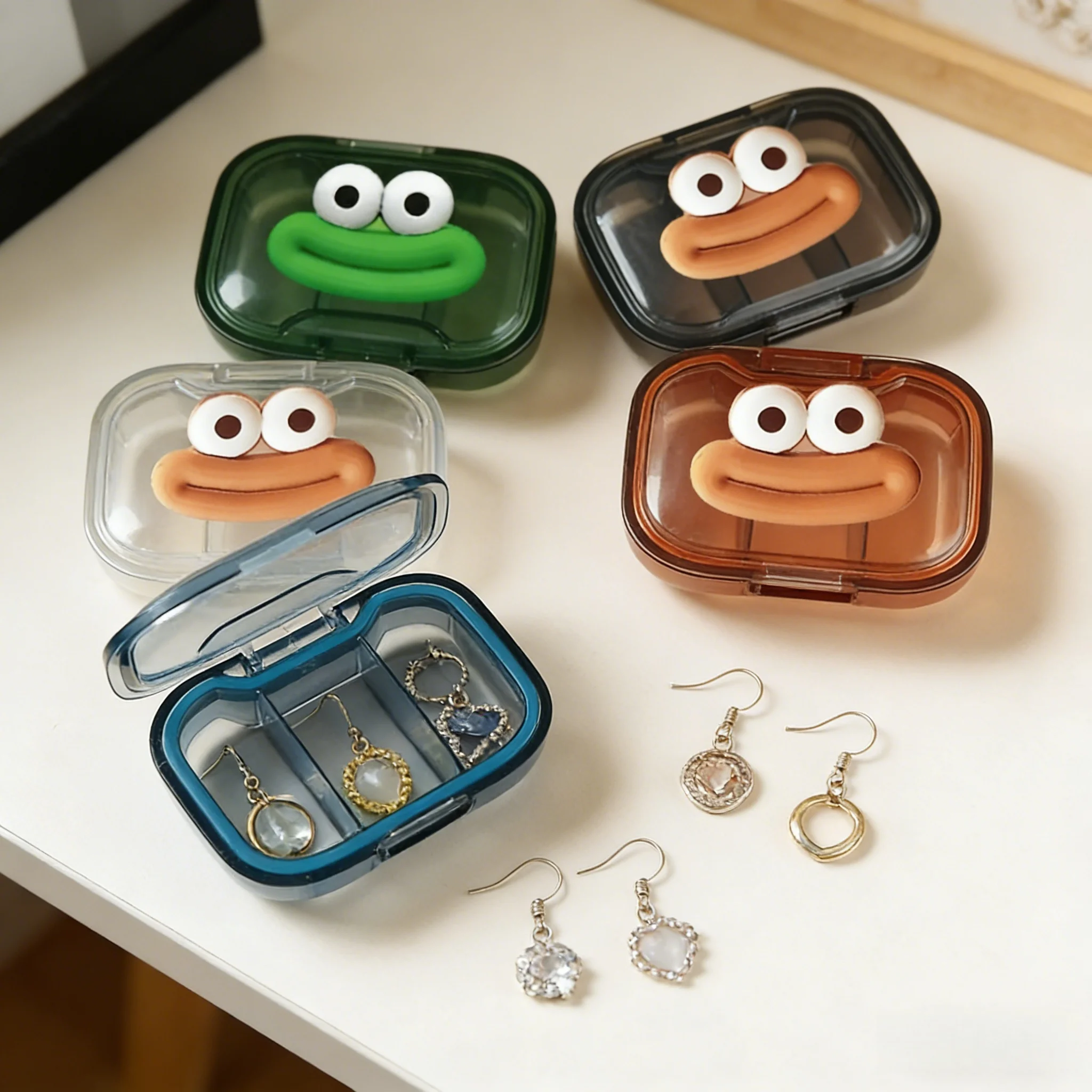 Clear Plastic Dividing Storage Box with 3 Compartments Adjustable Storage Bin with Lid Multipurpose for Jewelry, Charms, Pills - view 3