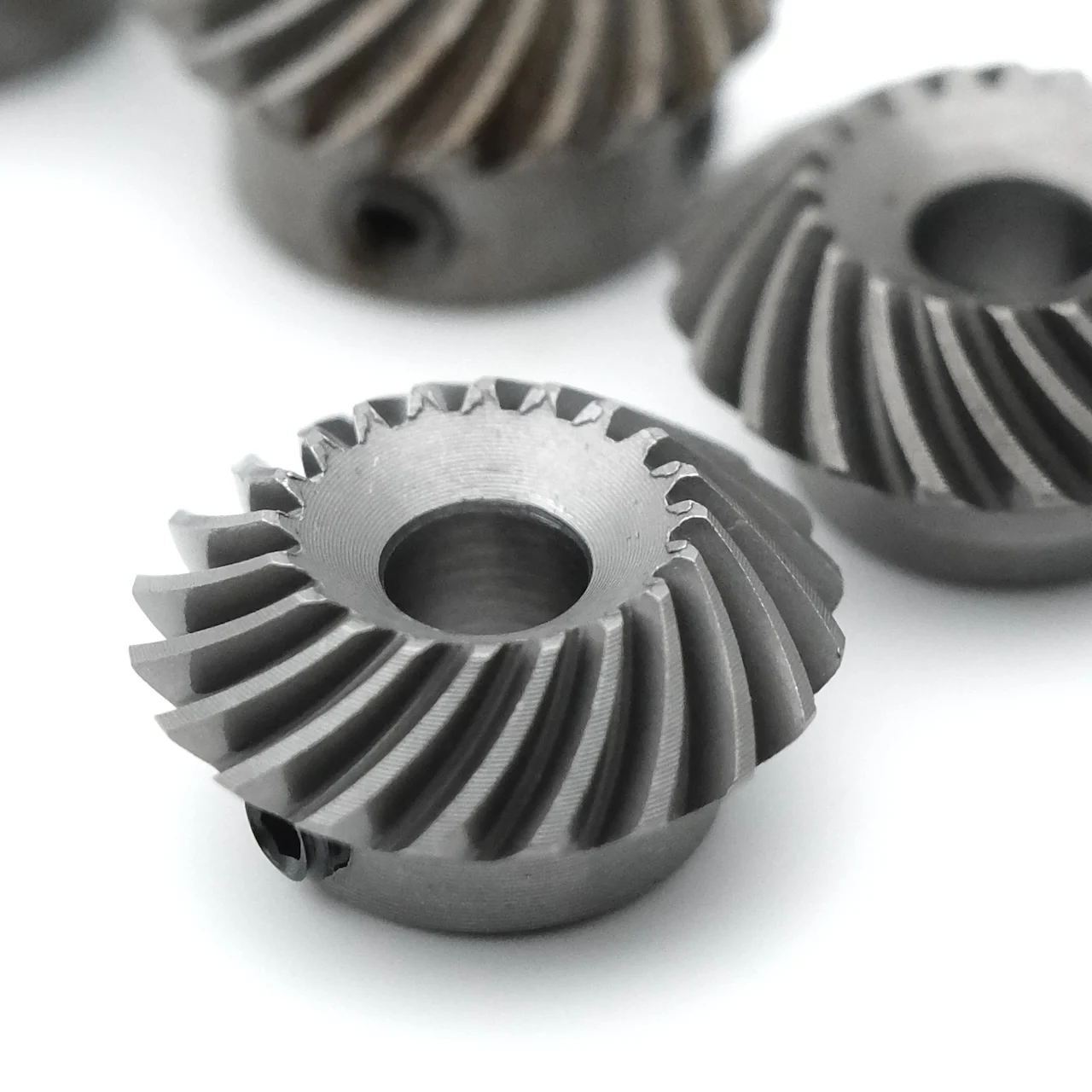 1:1 High Strength 1M 20T 6MM Highest Speed 10000rpm Spiral Helical Bevel Gear 11.5mm